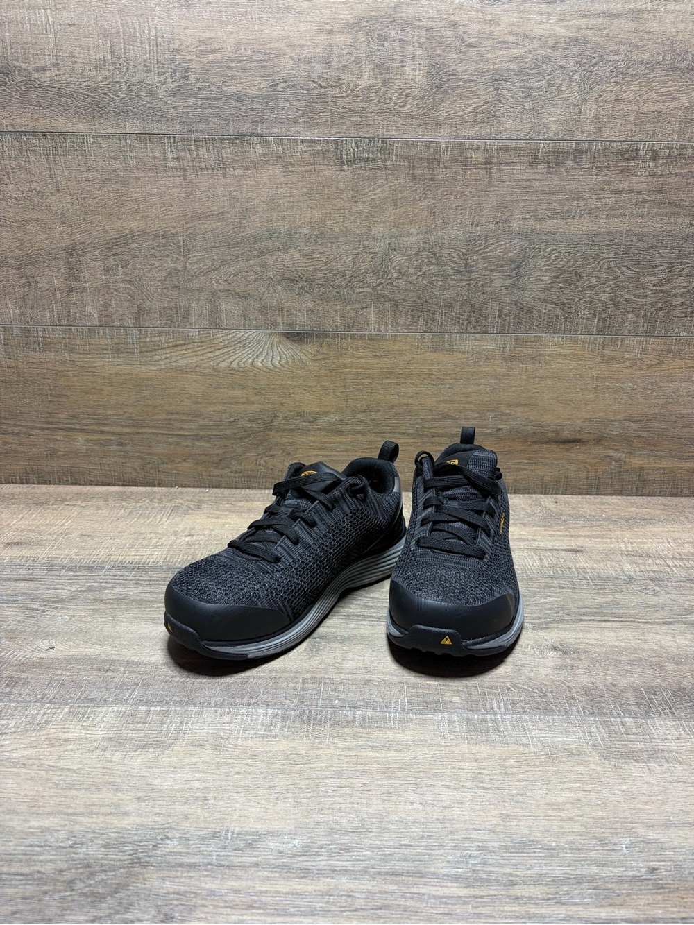 Keen Women's Black Athletic Lace-Up Sneakers
